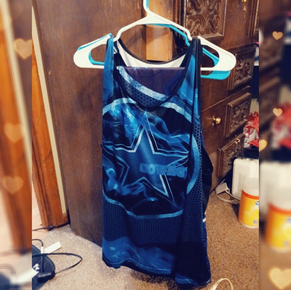 2 Dallas cowboys outfits